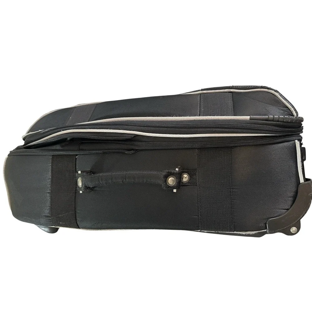 J.Lindeberg Roll Luggage Golf‎ Equipment Bag